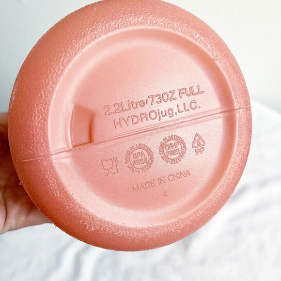 New HydroJug Classic Water Bottle-Hot Coral-Features Handle-Half Gallon Capacity - Picture 6 of 6